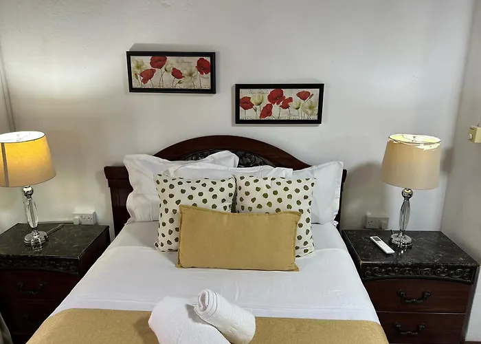 Semesterbostad Elilia's Haven Beau Vallon (Mahe)
