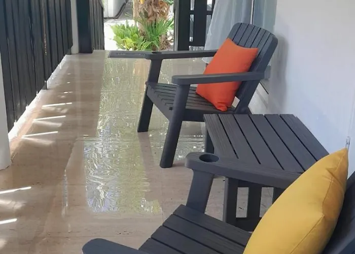 Elilia's Haven * Beau Vallon (Mahe)