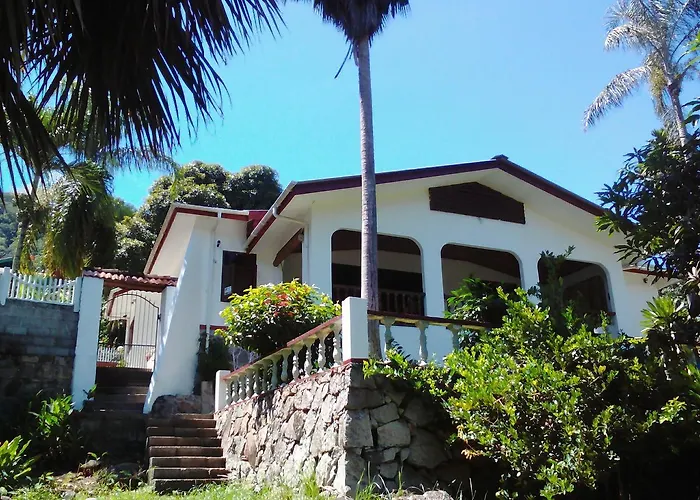 Semesterbostad Elilia's Haven Beau Vallon (Mahe)